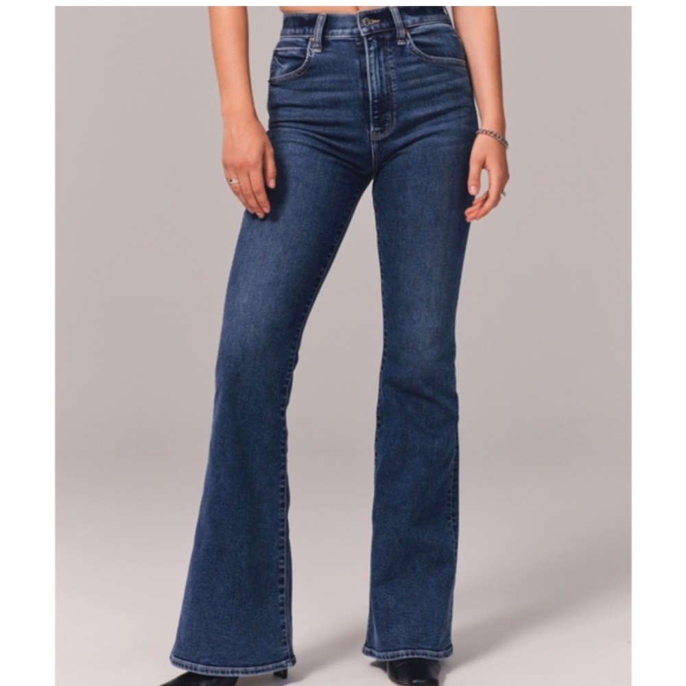 Abercrombie & Fitch The Flare Ultra High-Rise Curve Love Indigo Blue Jeans